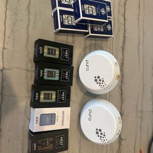 Pura White Smart Home Fragrance Diffuser